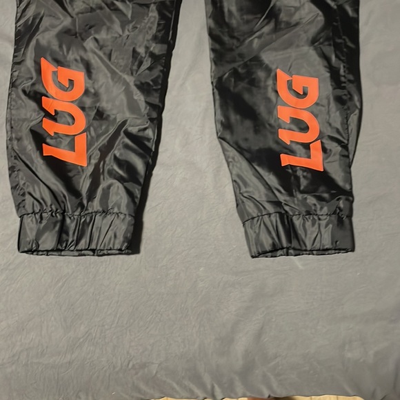 LUG Speed Suit - Picture 7 of 9